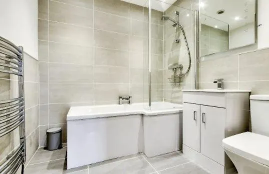 By The Meadows, Close To Centre דירה אדינבורו