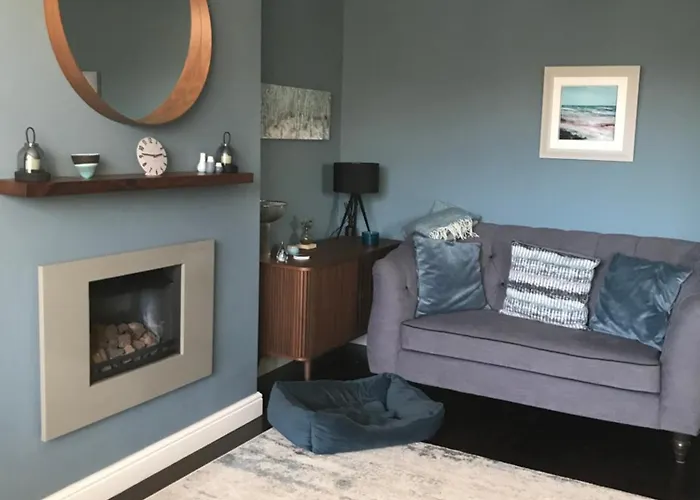Ultra Stylish Furnished In Holiday home Edinburgh