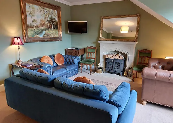 Stunning 5br Royal Mile Penthouse *