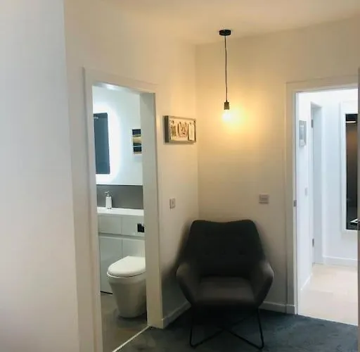 בית נופש Kaimes Kip: Stylish Five Bedroom *