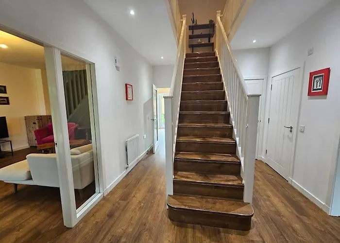 Ferienhaus Our House @ Little France Edinburgh