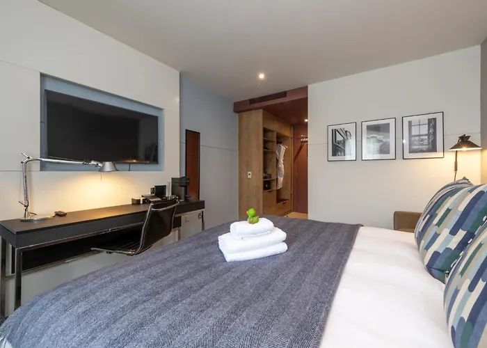 Apex Of Hotell 4*