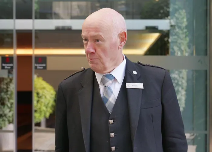 Sheraton Grand & Hotel