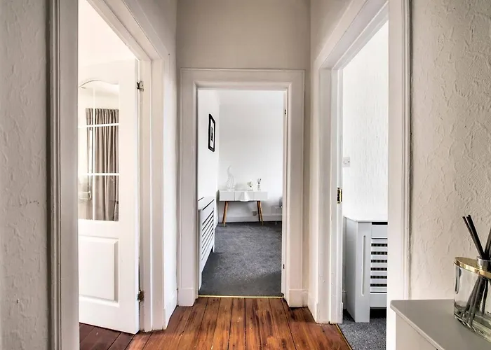 Guestready - Modern 2br On The Royal Mile! דירה