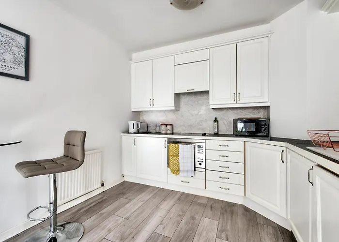 Apartment Guestready - Bright & Airy 1br Flat In Center *
