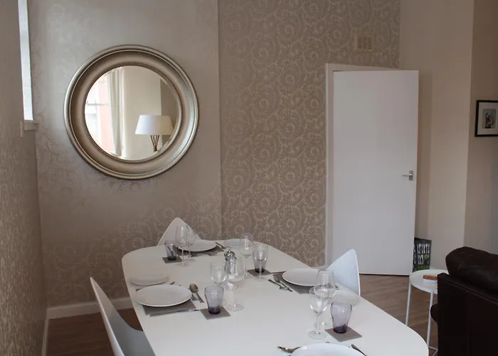 Tron Square - 419 Lejlighed