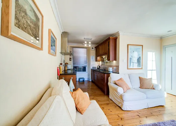 Guestready - Historic Old Town * Edinburgh