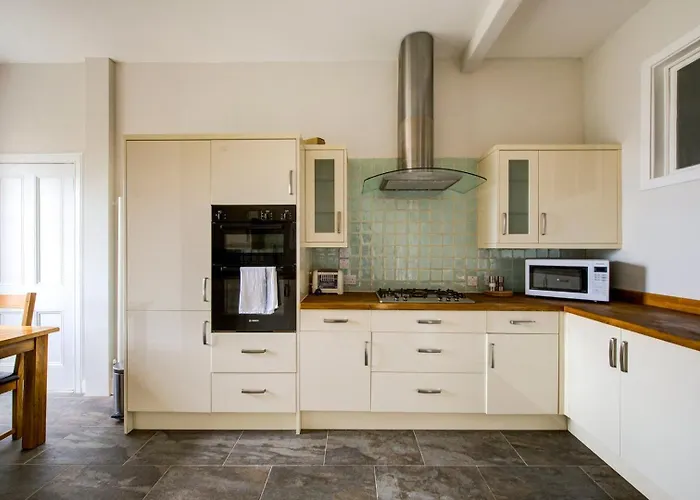 Lejlighed Guestready - Amazing Near The Meadows Edinburgh
