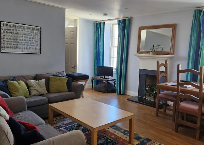 Lejlighed Rose Street 4 Bedroom