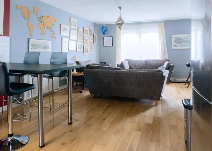 Ferienhaus Stylish 3 Bedroom Near Hollyrood Park Edinburgh