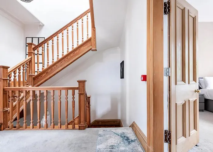 Luxury Victorian 5 Bedroom By Lady Road * Edinburgh