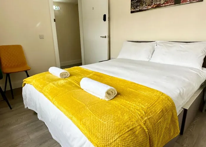 Full House Πανσιόν 4*