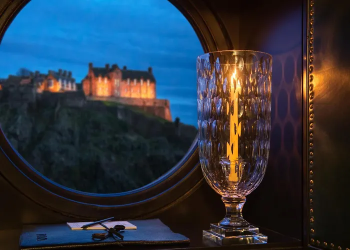100 Princes Street Hotel 5*