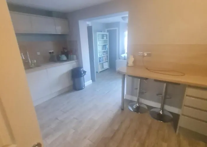 Edinburgh- 2 Double Available