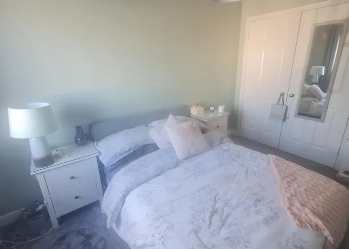 Δωμάτια σε οικογενειακή κατοικία Edinburgh- 2 Double Available *