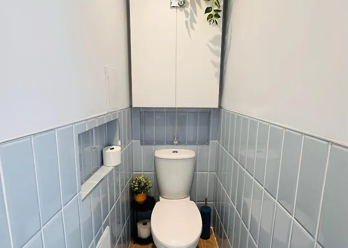 Luxury Modern L L Pet Friendly דירה *