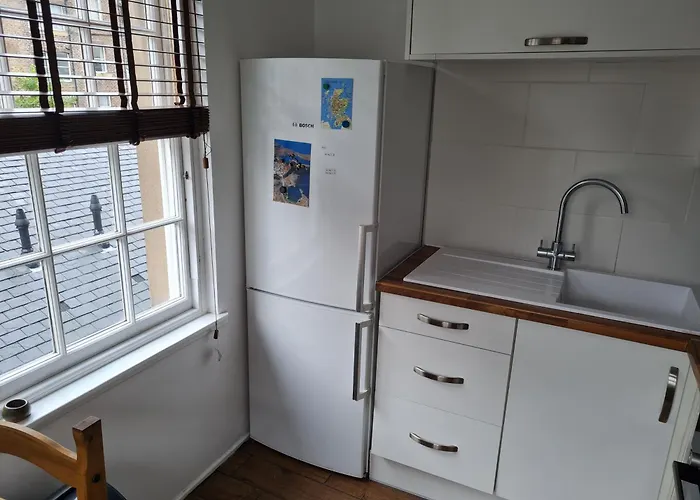 דירה 223 Websters Land - Stunning Castle View אדינבורו