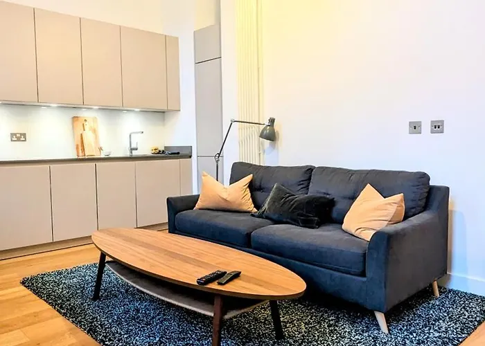 Luxury In Center מלון דירות אדינבורו