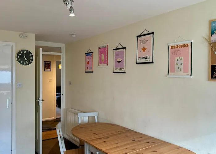 The Red Door, Two-bedrooms Διαμέρισμα *