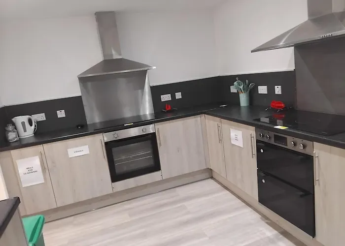 Victoria Park House Hostel