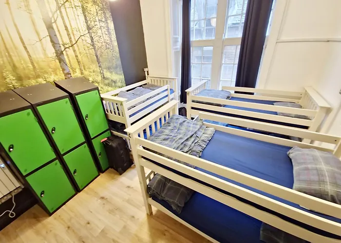 Backpackers - Over 18s Only * Edinburgh