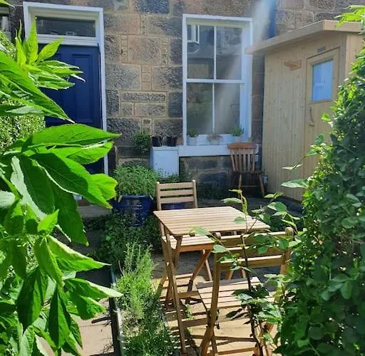 Artist Colony With Sauna And Private Garden, And Easy Walk To Centre * Edinburgh