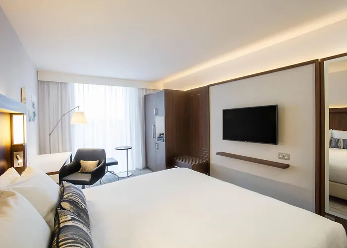 Hotel Courtyard By Marriott West Edimburgo