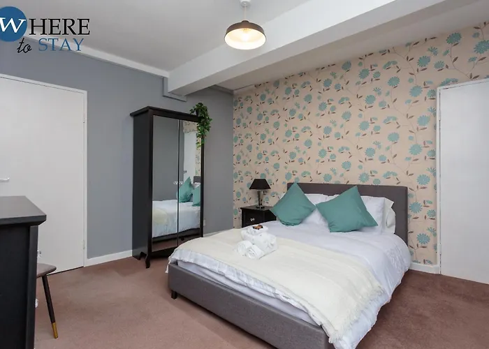 Stunning 3 Bedroom דירה אדינבורו