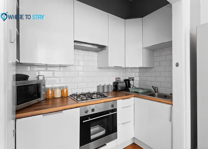 First Floor-2 Bedroom Apartment- By Holiday Homes Appartement Édimbourg