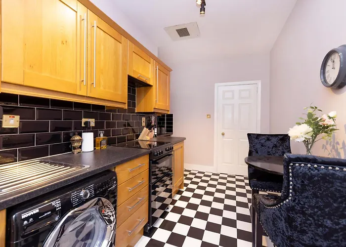 Stylish 2-bedroom Old Town Next To Royal Mile Appartamento *