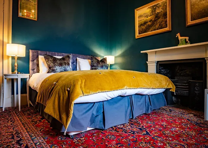 Oda ve Kahvaltı Six Brunton Place 5*