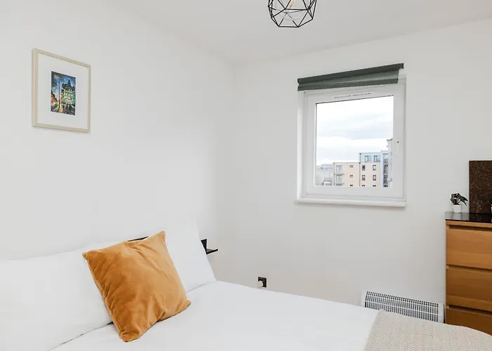 Joivy Welcoming Flat Near Park Apartment