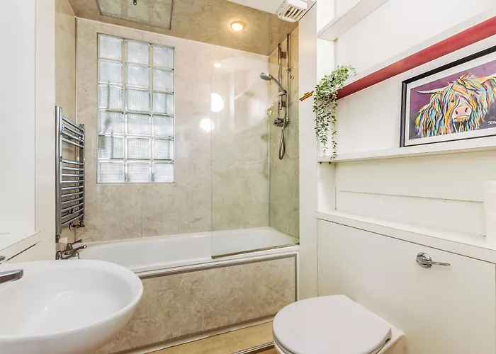 Large Super 3 Bed -princes Street, Parking Appartement Édimbourg