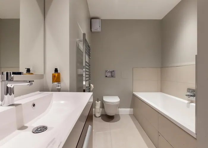 Destiny Scotland - Hill Street * Edimburgo