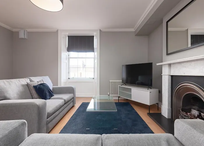 Destiny Scotland - Hill Street * Edimburgo