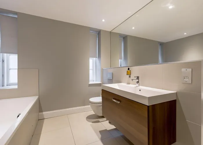 Destiny Scotland - Hill Street