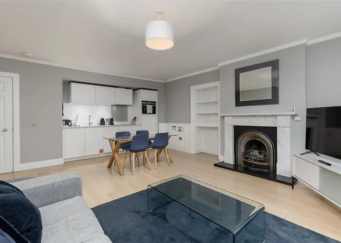 Destiny Scotland - Hill Street *