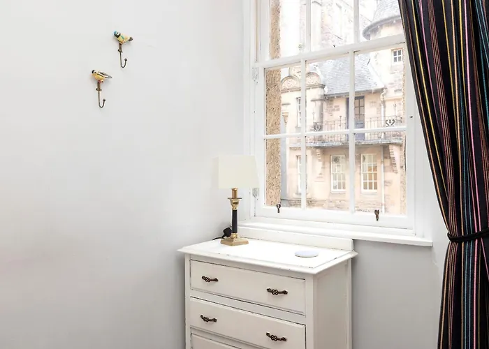 Joivy Classy Near Castle شقة إدنبرة