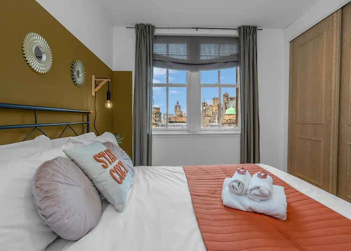 Old Town Romantic Getaway *