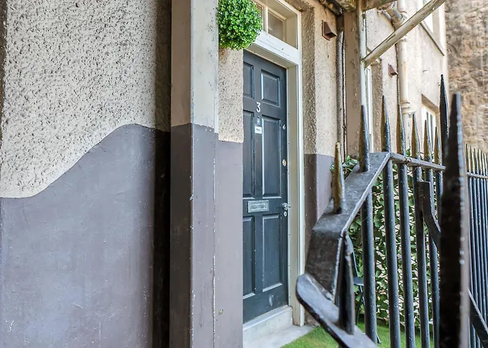 Апартаменты Old Town Romantic Getaway Эдинбург