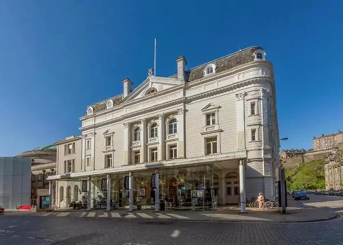 1 Bedrooms Flat In Haymarket, Heart Of Flat Sleeps 4 Apartament *