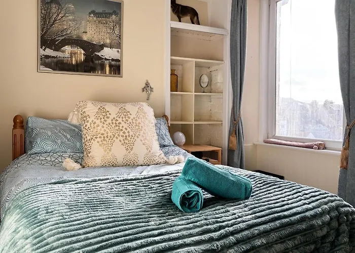 דירה Bright Floor 2br In Morningside, Easy Centre Links, Close To And Royal Hospital אדינבורו