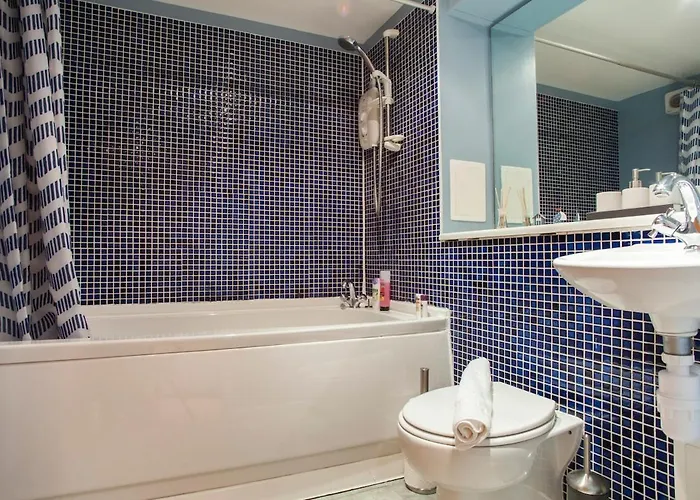 Апартаменты Bright & Stylish West End Эдинбург