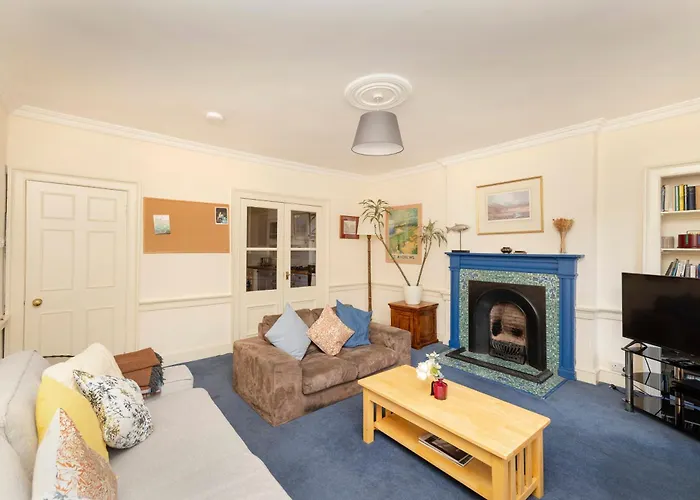 Joivy Gorgeous 2-bed Flat Near Castle Apartmán