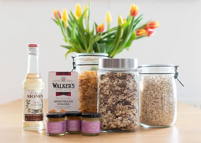 Апартаменты Beautiful Meadowbank With On-street Parking Эдинбург