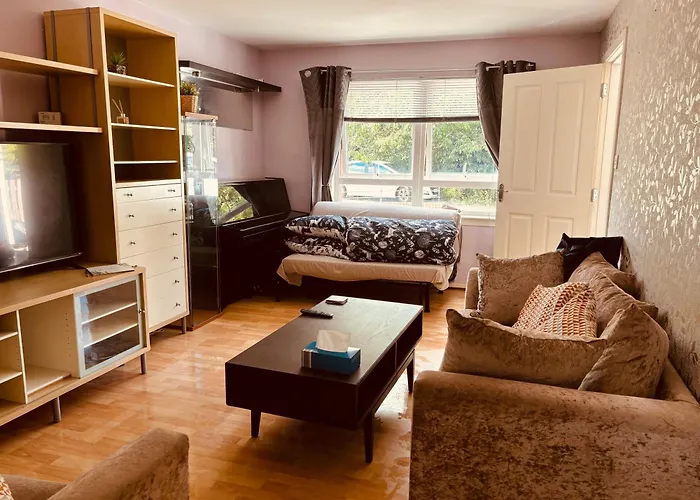 Nyaraló Three Bedroom House