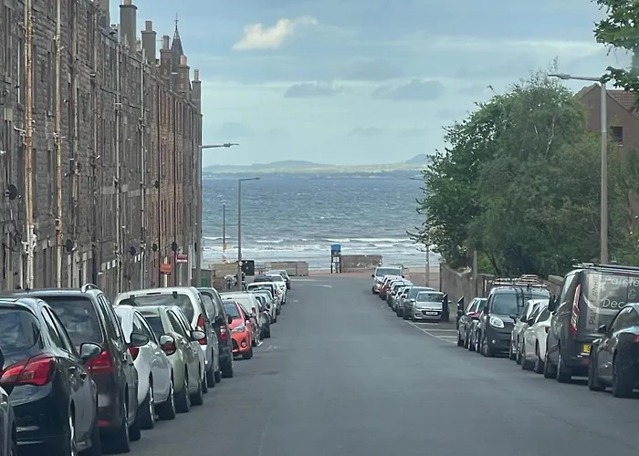 Entire Victorian House 2br - 4 Guests شقة إدنبرة