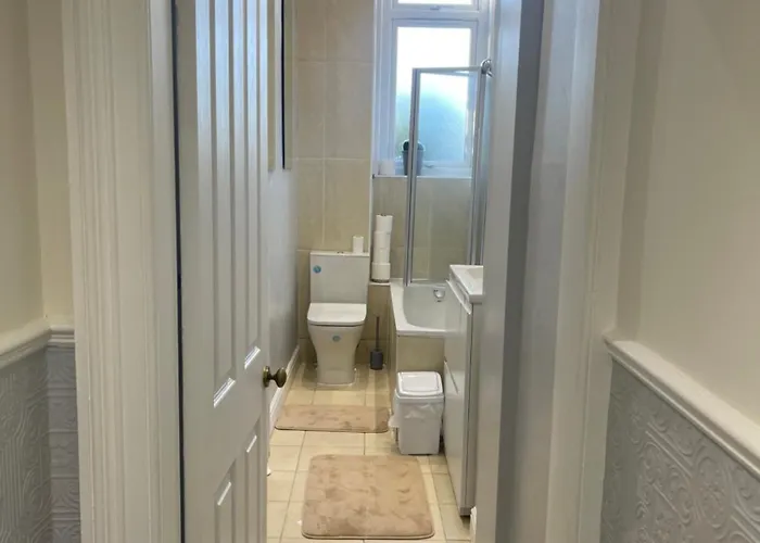 شقة Entire Victorian House 2br - 4 Guests