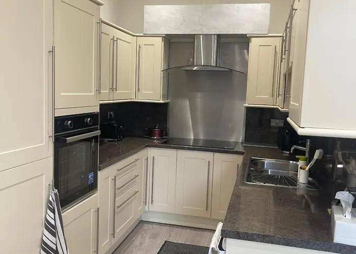 Entire Victorian House 2br - 4 Guests * إدنبرة