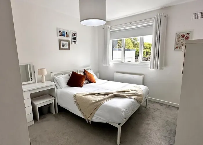 Дом отдыха Kaimes Kip Stylish Five Bedroom Эдинбург